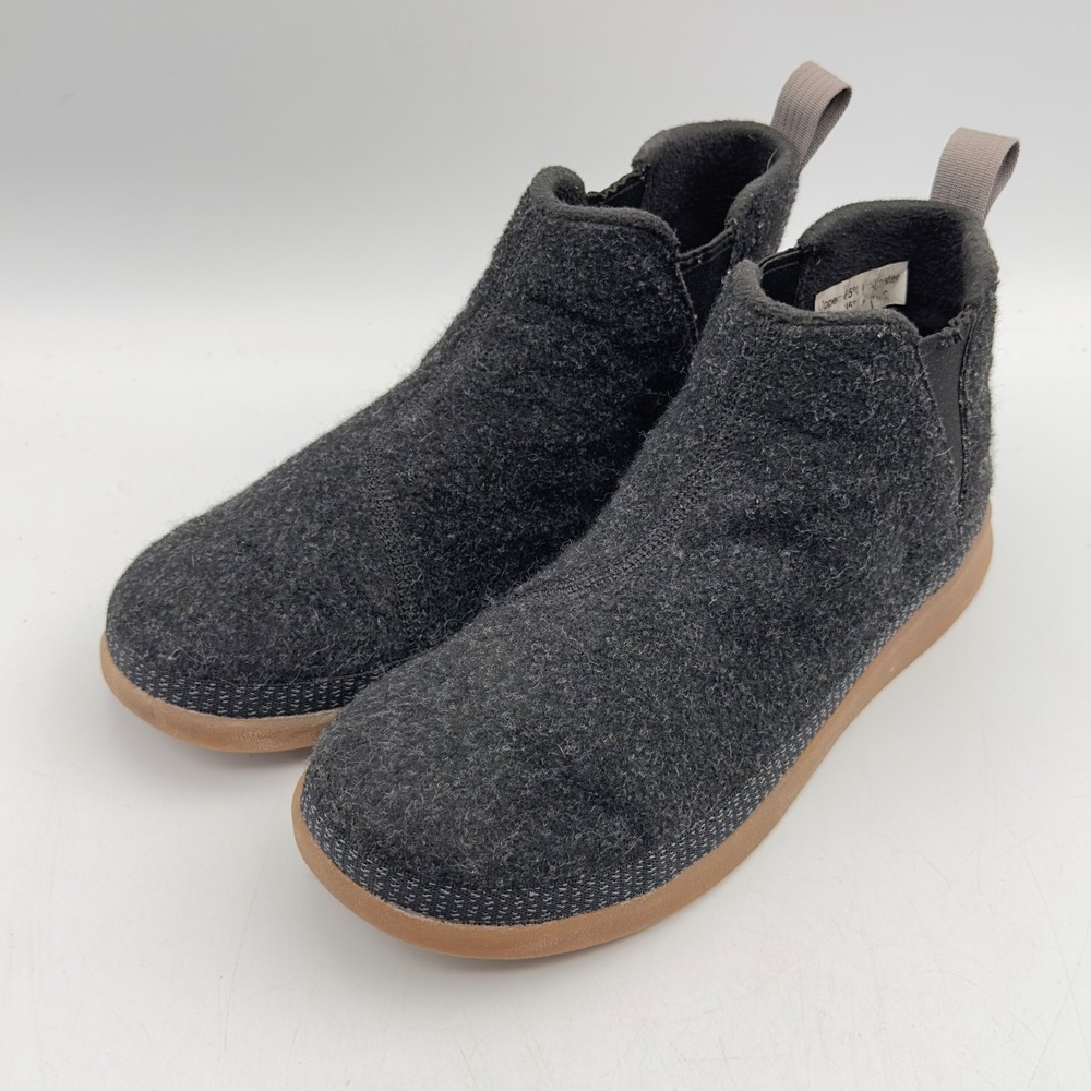 Chaco Revel Chelsea Gray Felted Ankle Boots Womens 9.5 Gum Sole Cabncore outdoor